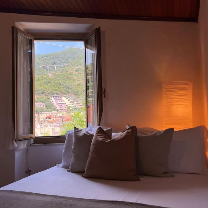 Historic Downtown Home By The Sea With King Bed Monterosso al Mare Exterior foto